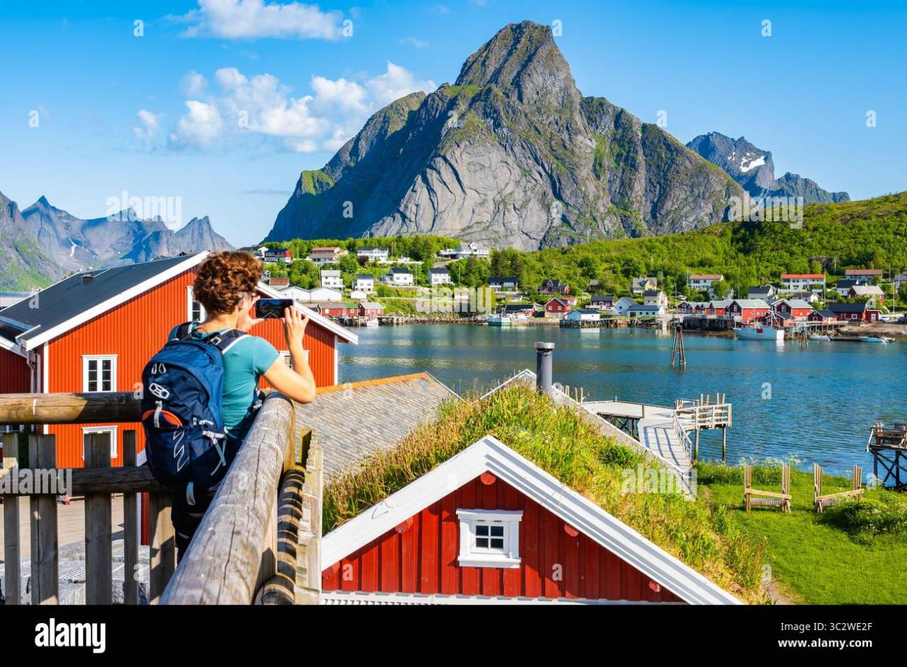 A Tribute to Women Everywhere - YouTube