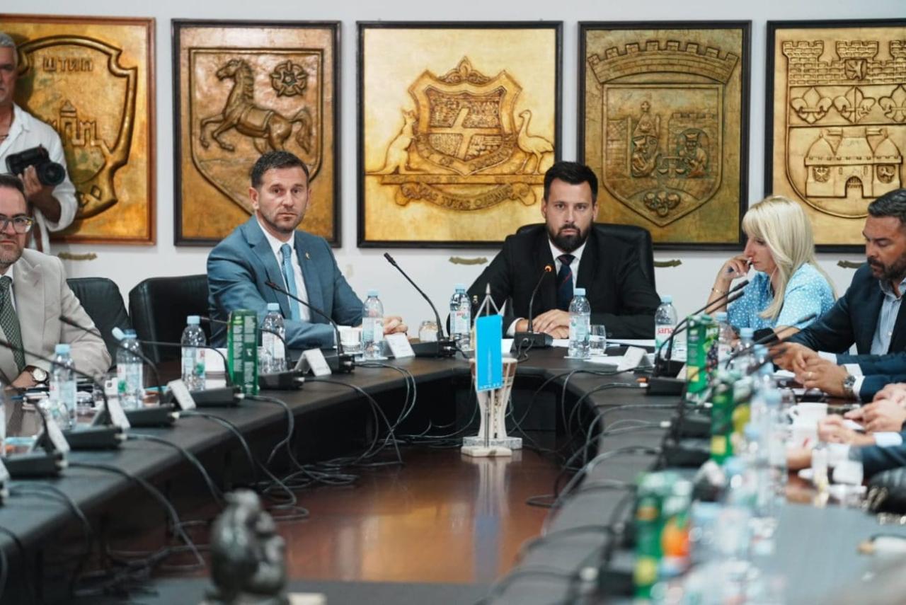 Ovi iznosi dolaze na račune splitskih političkih stranaka. Najviše će ... Ovi iznosi dolaze na račune splitskih političkih stranaka. Najviše će ...