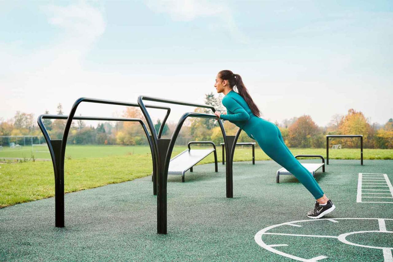 Outdoor fitness equipment